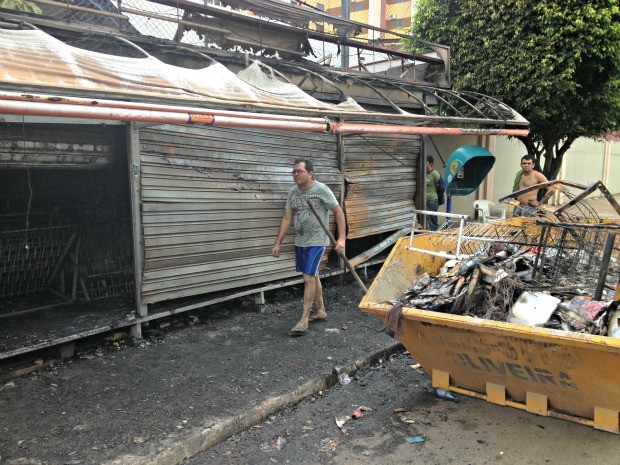 incêndio-bancadejornal