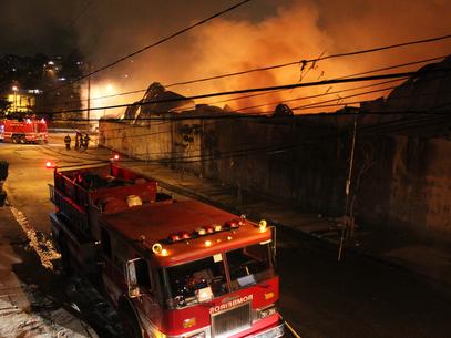 incendio-galpao