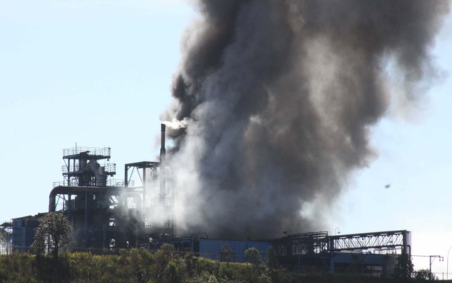 incêndio-fábrica-Taboão