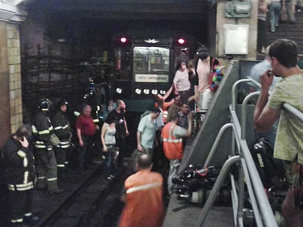 incêndio-metrô-Rússia