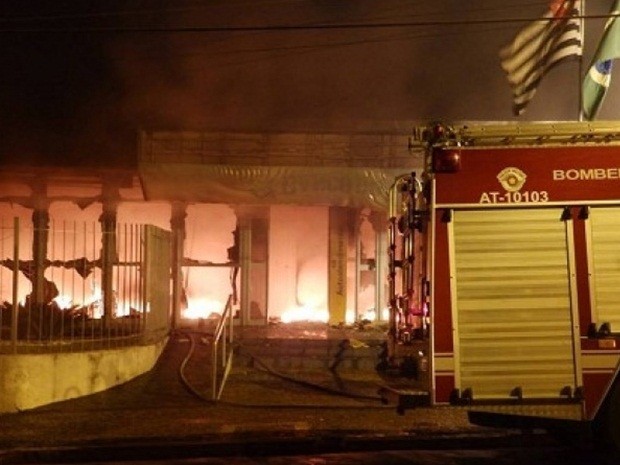 28.07_-_incendio_tupa