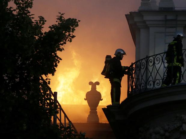 francaincendiohotel01afp