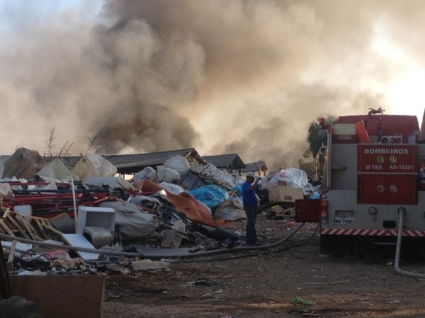 20130807_-_incendio_salto_2