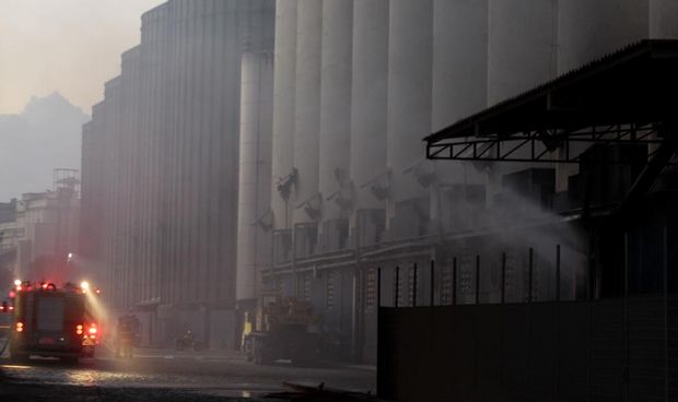 De manhã, alguns moradores do Macuco ficaram assustados por conta da fumaça