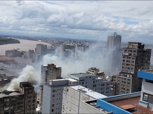 Fumaça se espalhou no Centro da capital (Foto: Ovidio Fagundes de Macedo/Arquivo Pessoal)