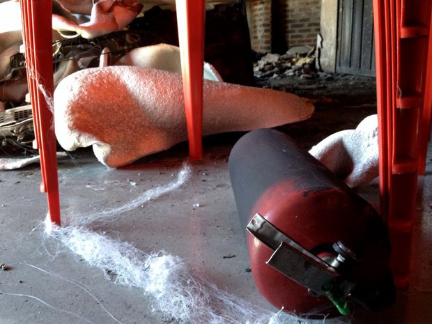 Incêndio aconteceu na madrugada desta quinta-feira (11) (Foto: Heloise Hamada/G1)