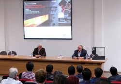 IPT recepciona delegações internacionais em seminário sobre incêndio